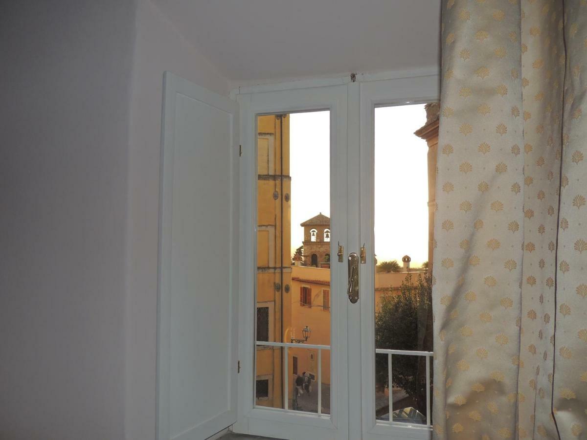 Your Home With Love Τίβολι Εξωτερικό φωτογραφία